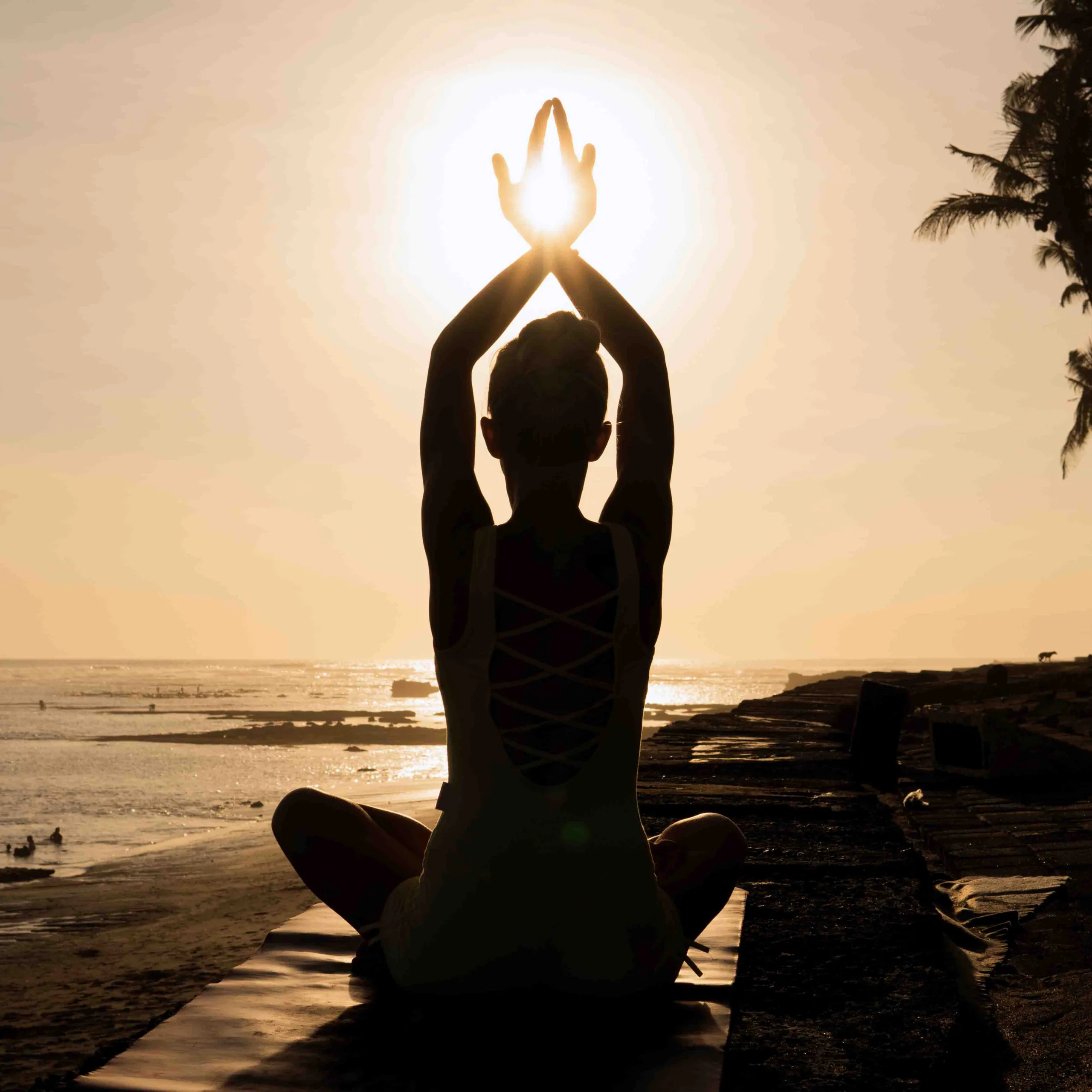 yoga post cover 1 scaled - مزایای شگفت انگیز یوگا